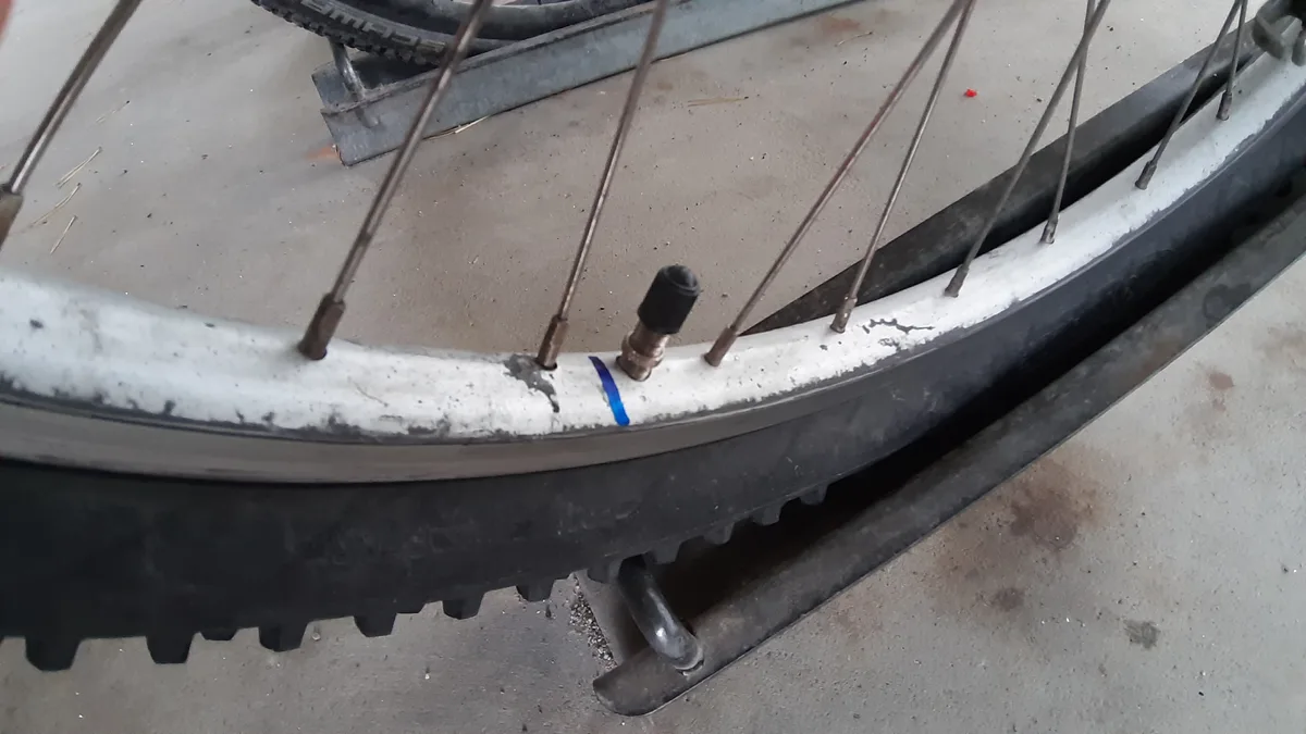 Veloabstellplatz Räumung Bahnhof Stettbach